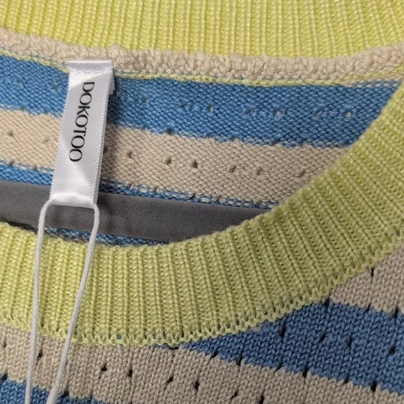 Striped Blue and Yellow Sleeveless Top - Picture 4 of 5